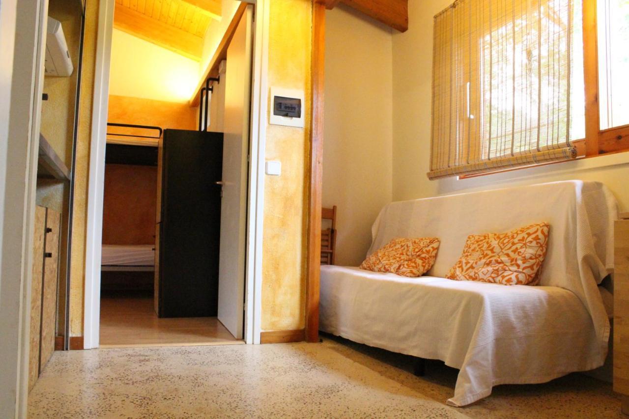 Mas Pages Hostel Sant Esteve De Guialbes Exterior photo